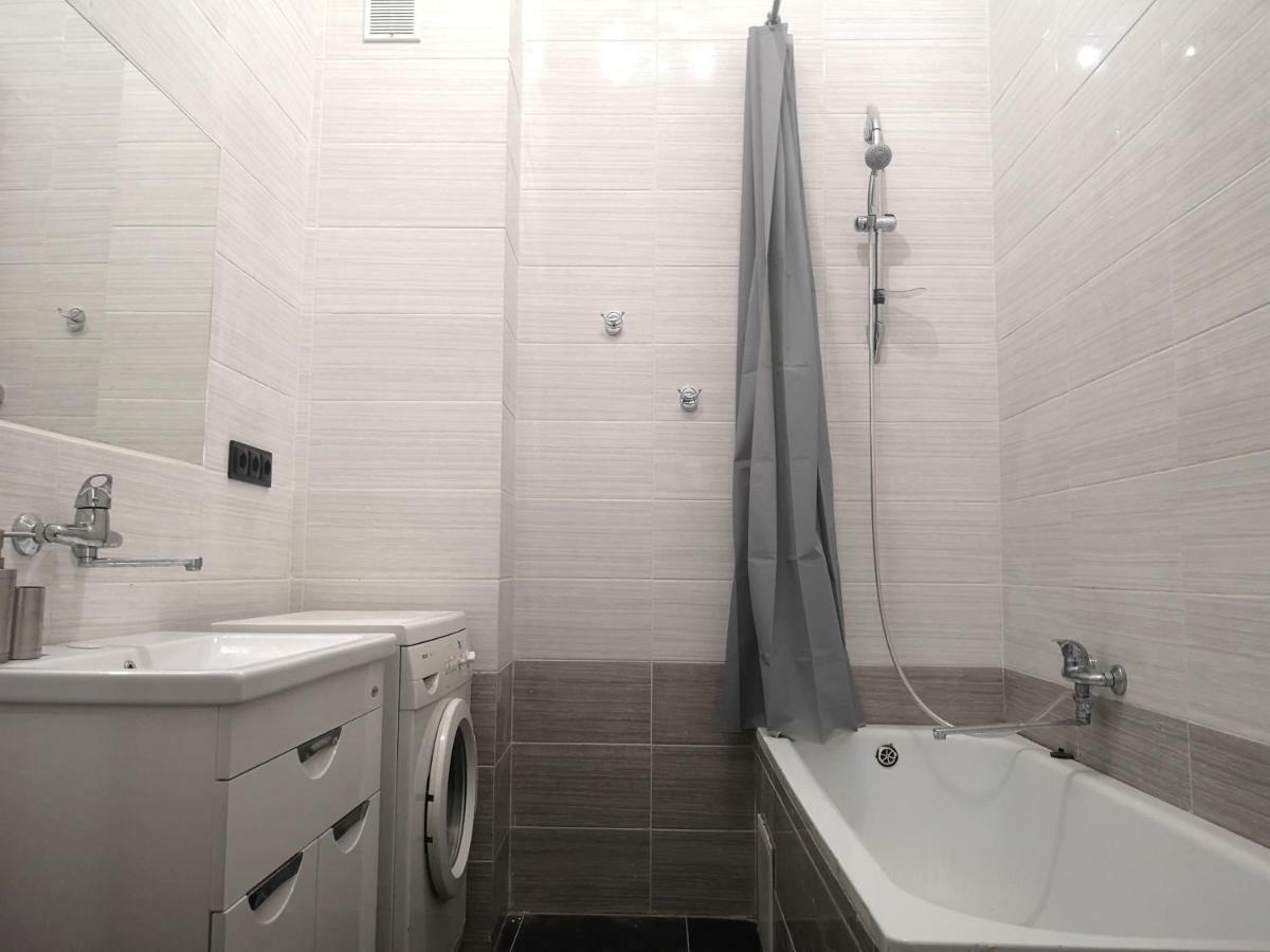 21/9 Baker Street Vandrerhjem Lviv Eksteriør bilde