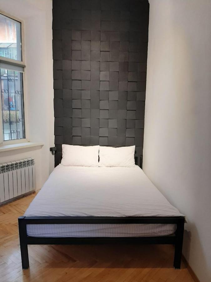 21/9 Baker Street Vandrerhjem Lviv Eksteriør bilde